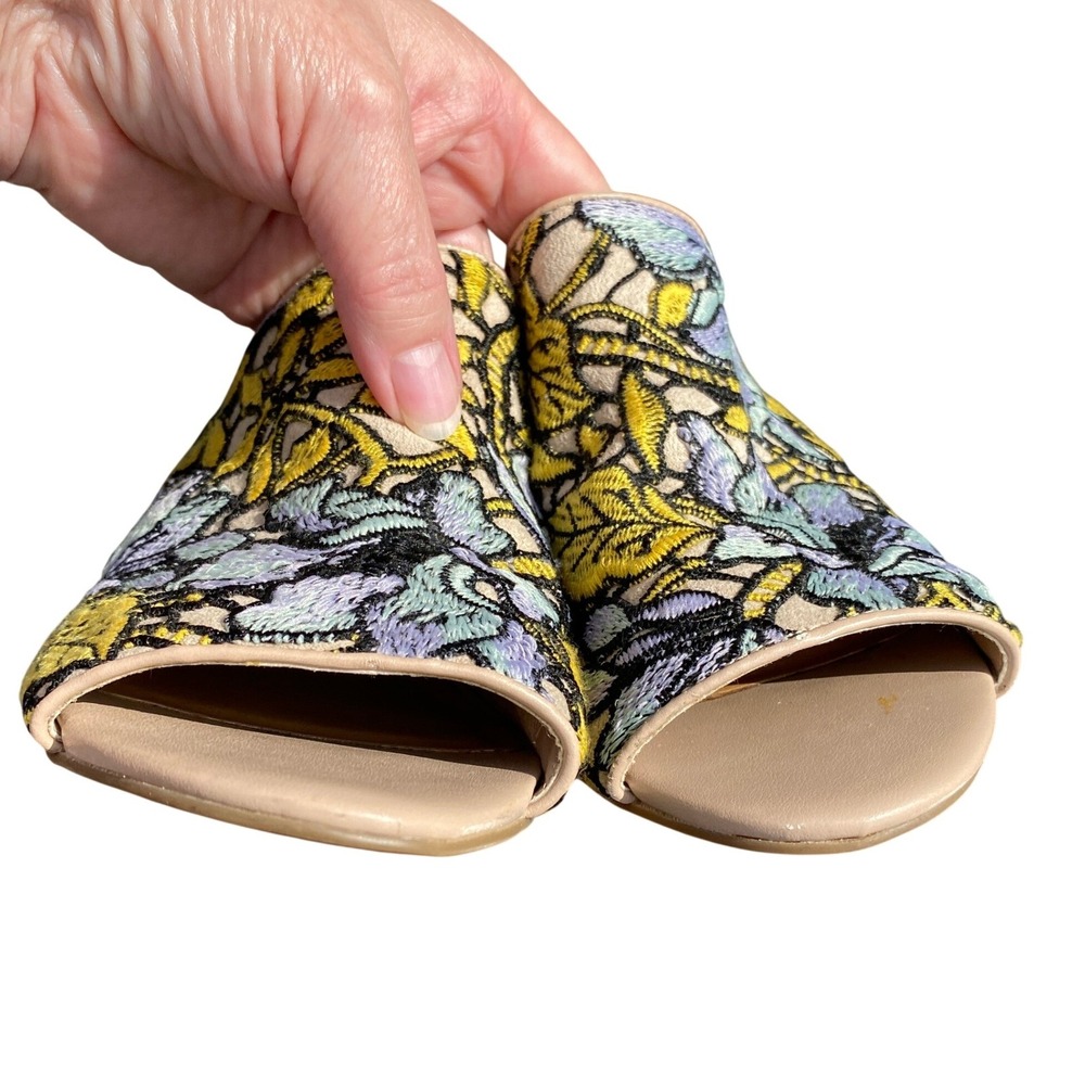 Crown Vintage Womens Clara Mule Sandals Size 10 M Floral Embroidered Boho Artsy - Picture 12 of 15